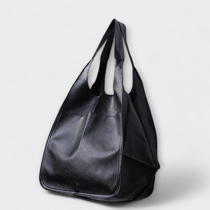 Toronto. - Oversized weekender bag