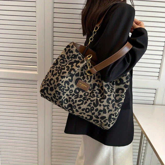 Leonora – Leopard Charm Tote