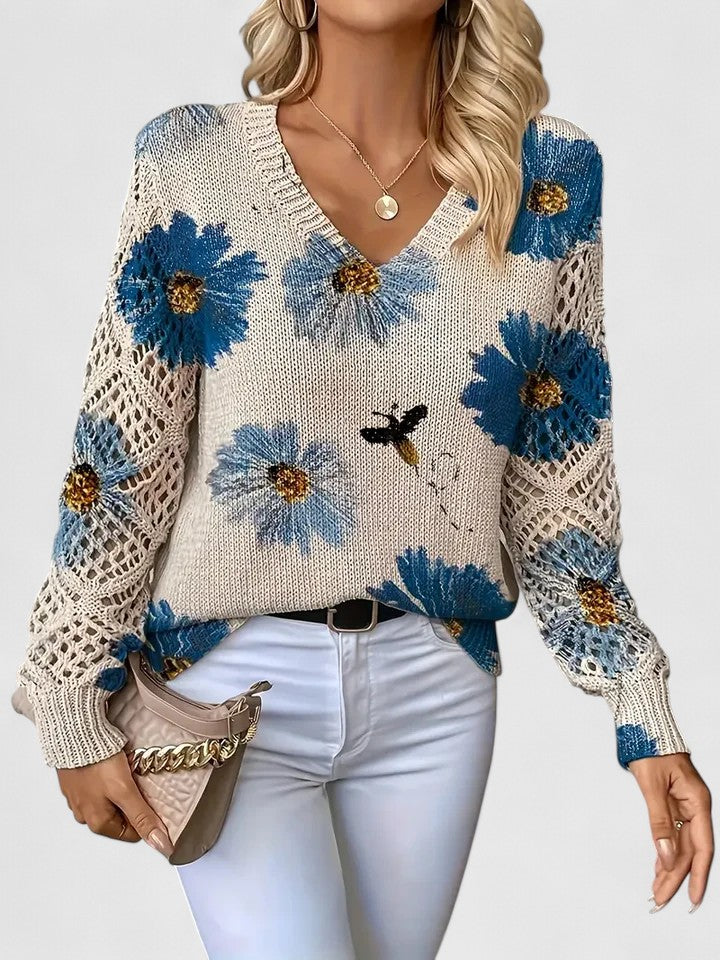 Aurélie – Elegant Sweater with Floral Pattern