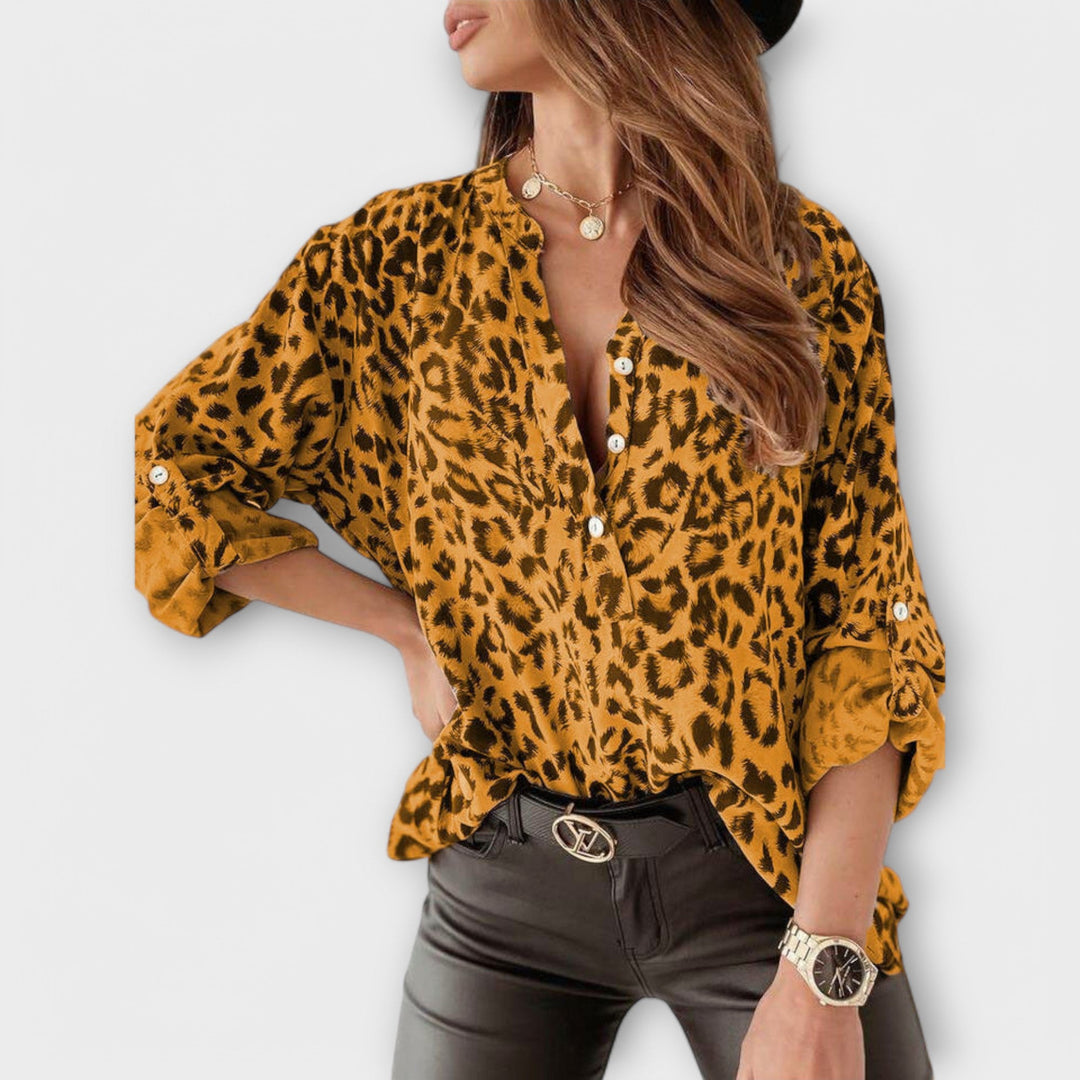 Quirinia | Fashionable blouse with leopard print