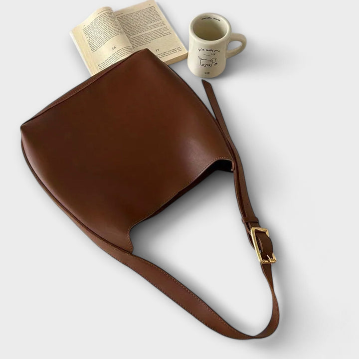 Toronto. – Elegant Leather Shoulder Bag
