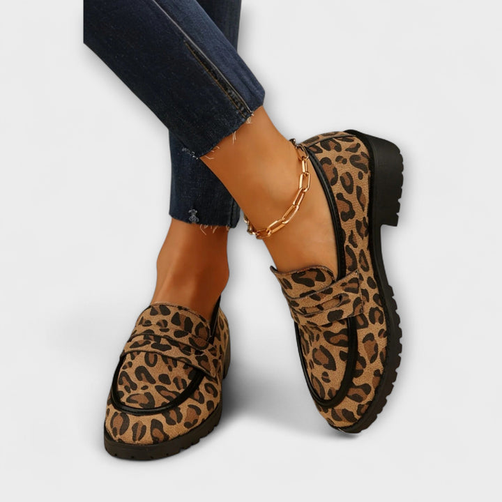 Carminho – Casual loafer with rounded toe
